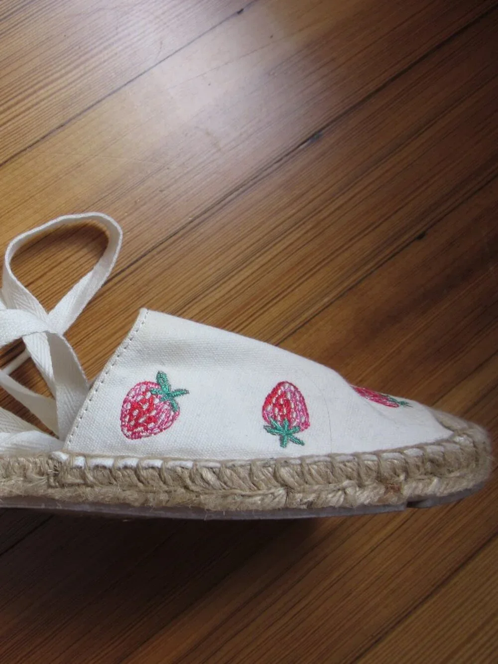 J. Crew crew strawberry